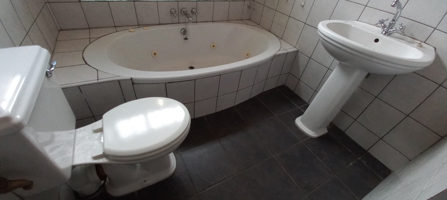 To Let 3 Bedroom Property for Rent in Panorama Free State